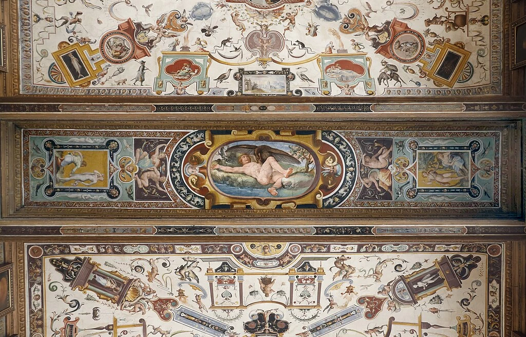 331-grottesche della volta del corridoio di levante. Supplizio di Tizio, Pigmalione, Bacco e Arianna - Galleria degli Uffizi, Firenze